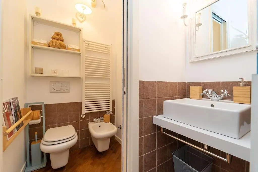 Ma Petite Bleu B&B Mediolan 0*,
